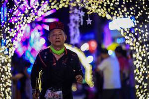 BIB: 
                            <button type="button" onclick="openModal(24875520)" class="btn btn-primary btn-sm float-right btn-popup" data-toggle="modal" data-target=".modal-high-quality">
                        <i class="fas fa-shopping-cart"></i> Add to Cart
                    </button>
                                            <button type="button" onclick="isThisMe(24875520, true)" class="btn btn-success btn-sm float-right btn-popup btn-isme hidden" data-toggle="tooltip" data-placement="bottom" title="นี่คือรูปของคุณใช่ไหม คลิกที่นี่เพื่อเอาเข้าอัลบั้ม">
                        <i class="fas fa-plus"></i> Add to album
                    </button>
                    <button type="button" onclick="isThisMe(24875520, false)" class="btn btn-warning btn-sm float-right btn-popup btn-isnotme hidden">
                        <i class="fas fa-ban"></i> Remove from album
                    </button>